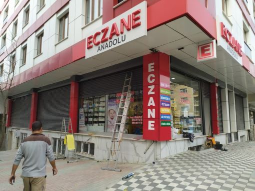 Bağcılar Işıklı, Işıksız Tabela | Krom Harf Tabela | Alüminyum Kutu Harf | Pleksi Kutu Harf Tabela | Dekota Kabartma Harf Tabela | Lamplex Harf | Kompozit Oyma Tabela | Alüminyum Oyma Tabela | Kompozit Cephe Kaplama | Kompozit Giydirme | Vinil Germe Tabela | Polikarbon Tabela | Meşh Germe Tabela | Saç Tabela | Dijital Baskı Sistemleri | Oneway Baskı Uygulama | Resimli Cam Kaplama | Folyo Yazı Kesimi | Araç ve Cam Yazıları | Folyo Kaplama | Kumlama Folyo | Lümen folyo | Reflektif Folyo | Cam Filmi | Yönlendirme Levhaları | Ayaklı Tabela | Totem Tabela | Çatı Tabelası | Park Dubası | Yelken Bayrak | Neon Harf | Led Tabela | Kayan Yazı Tabela | Ledbox Tabela | Rollup Stant | Branda Afiş | Vinil Afiş | Bez Afiş | Elips Tabela | Oval Tabela | Kapı İsimlikleri | Pilon Tabela | Sticker Etiket | Pankart | Reklam Panosu | Şantiye Tabelası | Metal Çelenk | Pleksi Tabela | Kanvas Baskı | Alikor Harf | Lazer Kesimi | Cns Router Kesim | Standart Eczane Tabelası Üretimi | E Pano Servisi | Sokak Tabelaları
